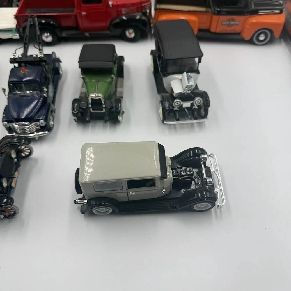 Vintage Model Cars/Trucks Lot‎ For Parts Repair Or Restore READ DESCRIPTION